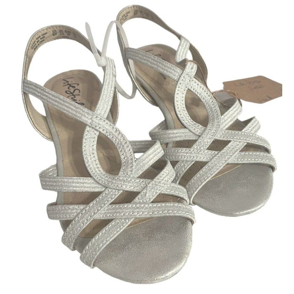 Life Stride Women's Silver Sandal Size 6